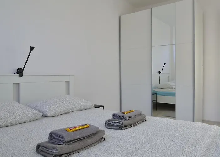 Apartman Amik Apartament-night View *