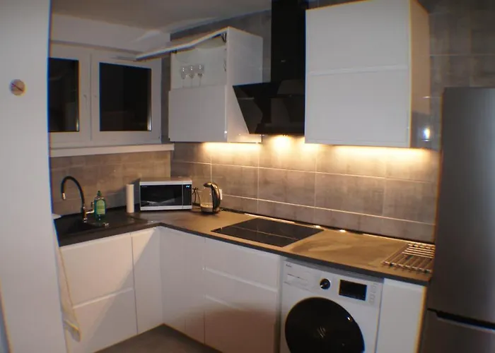 Amik Apartament-night View Apartman *