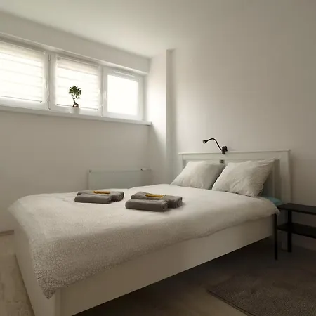 Amik Apartament-night View * 브로츠와프