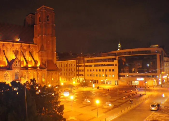 Apartment Amik Apartament-night View Wroclaw