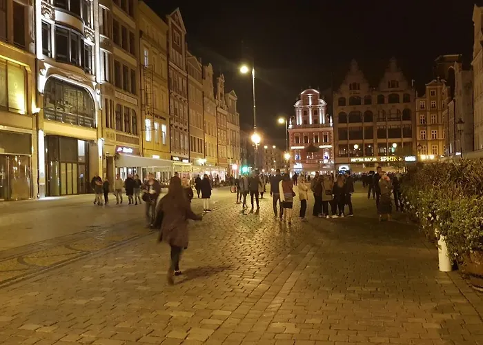 Amik Apartament-night View Wroclaw